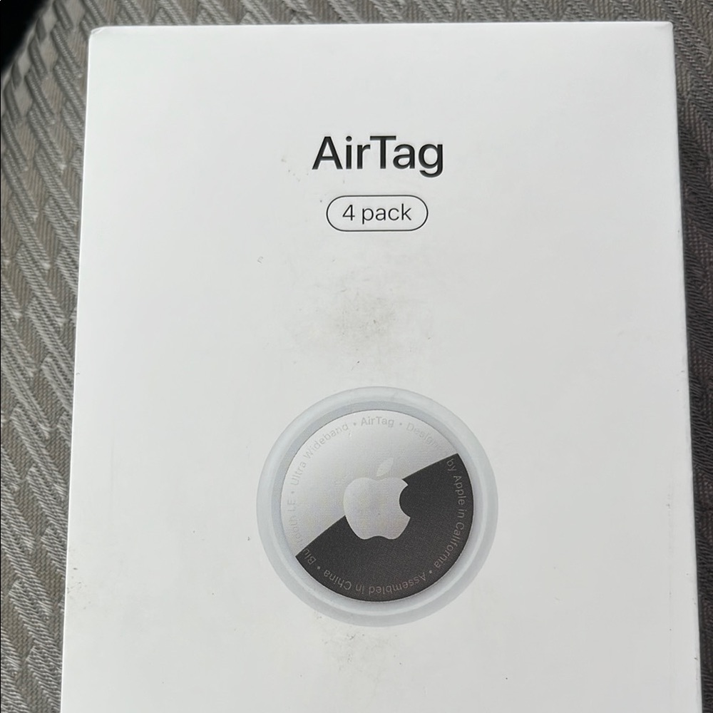 Apple AirTag 4 Pack